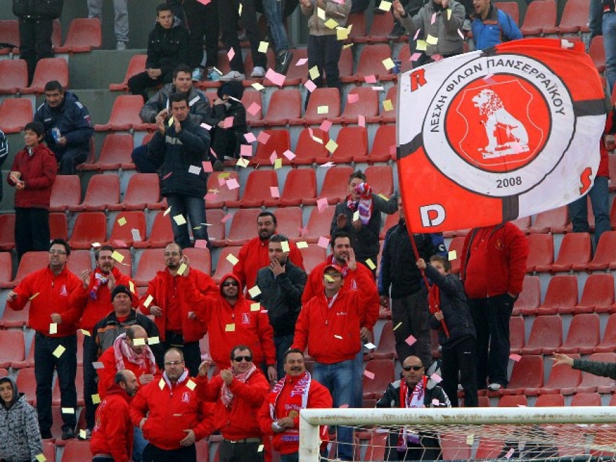 Το FLNews στα γήπεδα