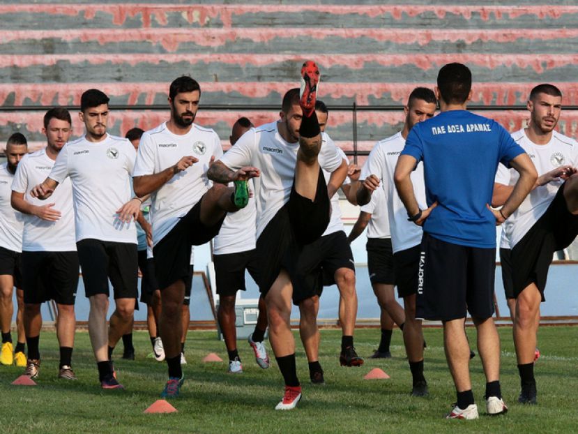 Πρόταση σε Άλεξ Κρουθ