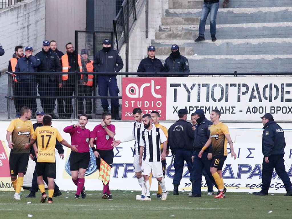 Αναβολές για το νέο χρόνο