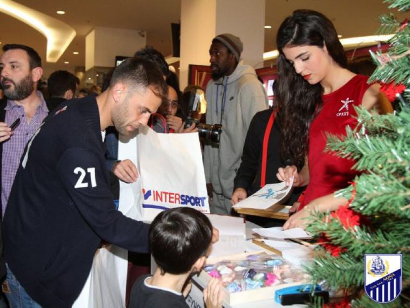 Στα «Ευχοστολίδια» και η Λαμία (photos)