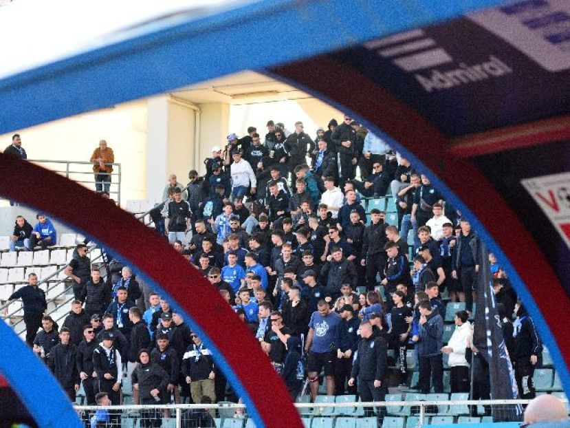 Ανοικτή μόνο η Σκεπαστή