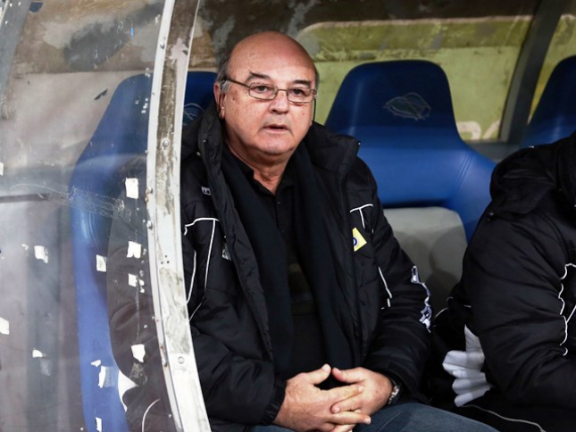 Ξεκαθαρίζει για Φοιρό