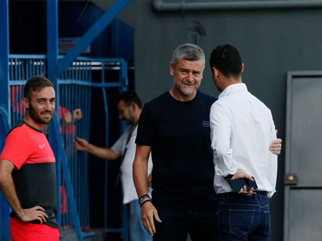 Αναβολή λόγω βροχής