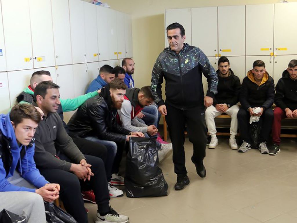 Αφιέρωμα αποχώρησης (video)