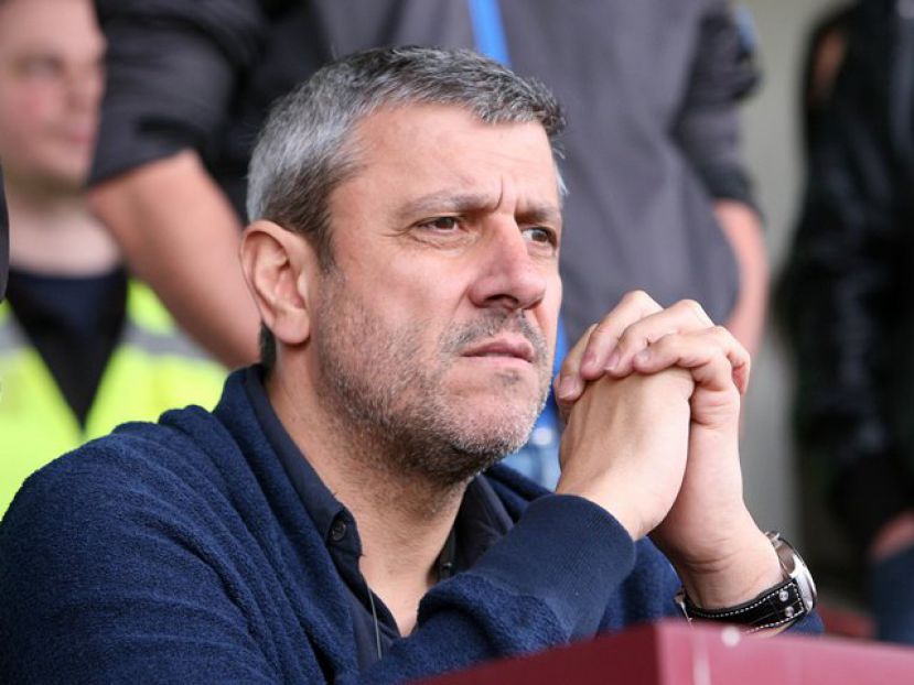 «Μόνο τα σημαιάκια δεν έστηναν…»