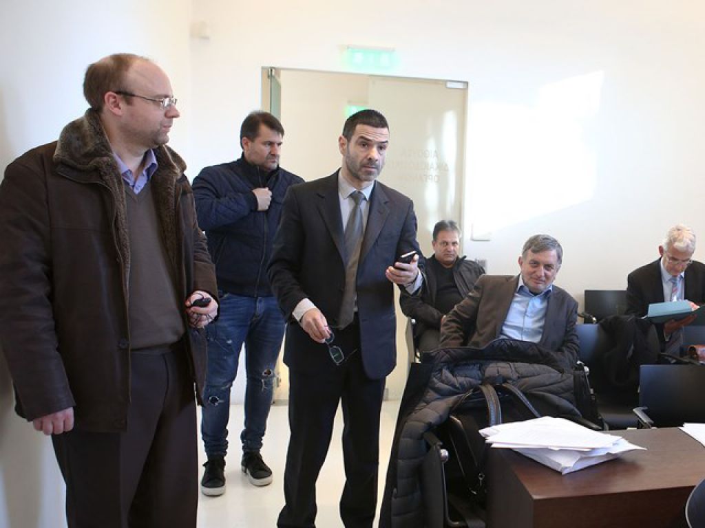 «Άλλο σκέφτηκα, άλλο είπα»