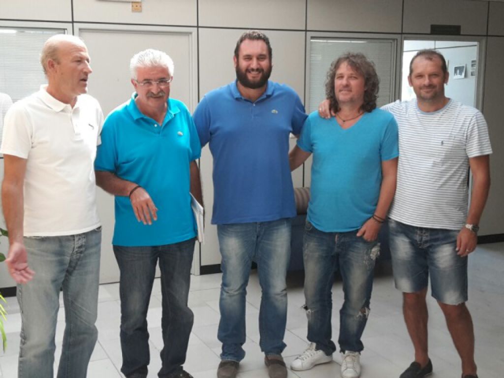 Συμφωνία για το γήπεδο!