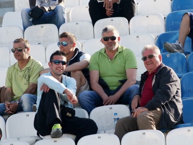 Βλέμμα Τσιώλη σε Λόπεθ