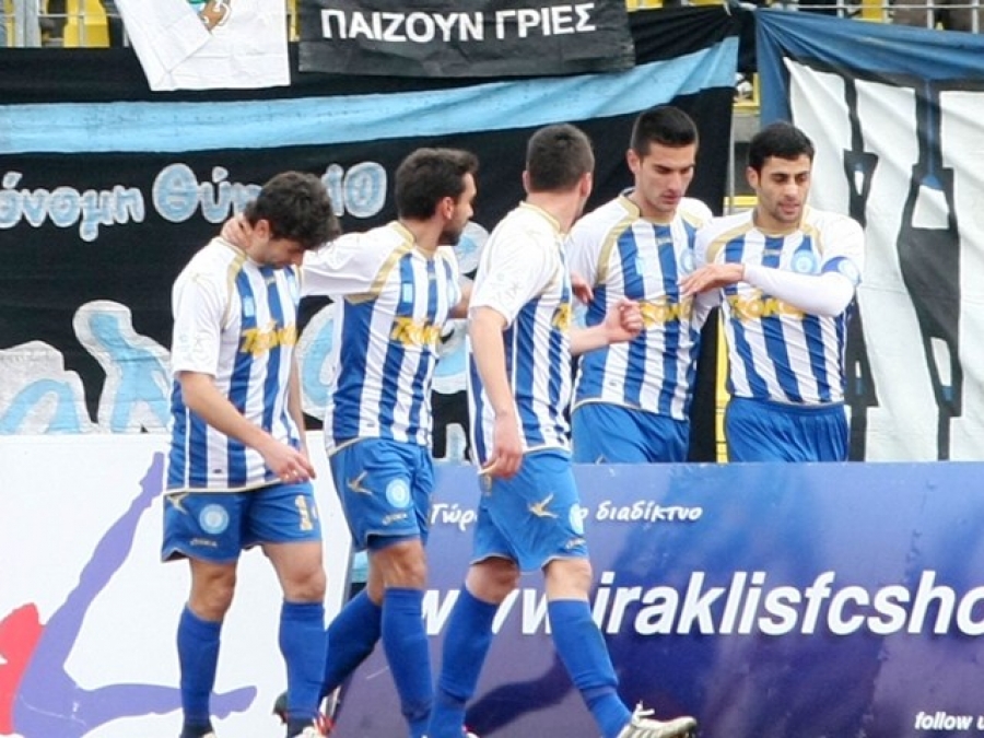 Ωραίος με τους νέους ο Γηραιός!