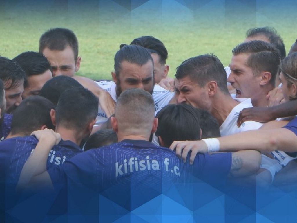 Κηφισιά: 12 έφυγαν, 11 ανανέωσαν