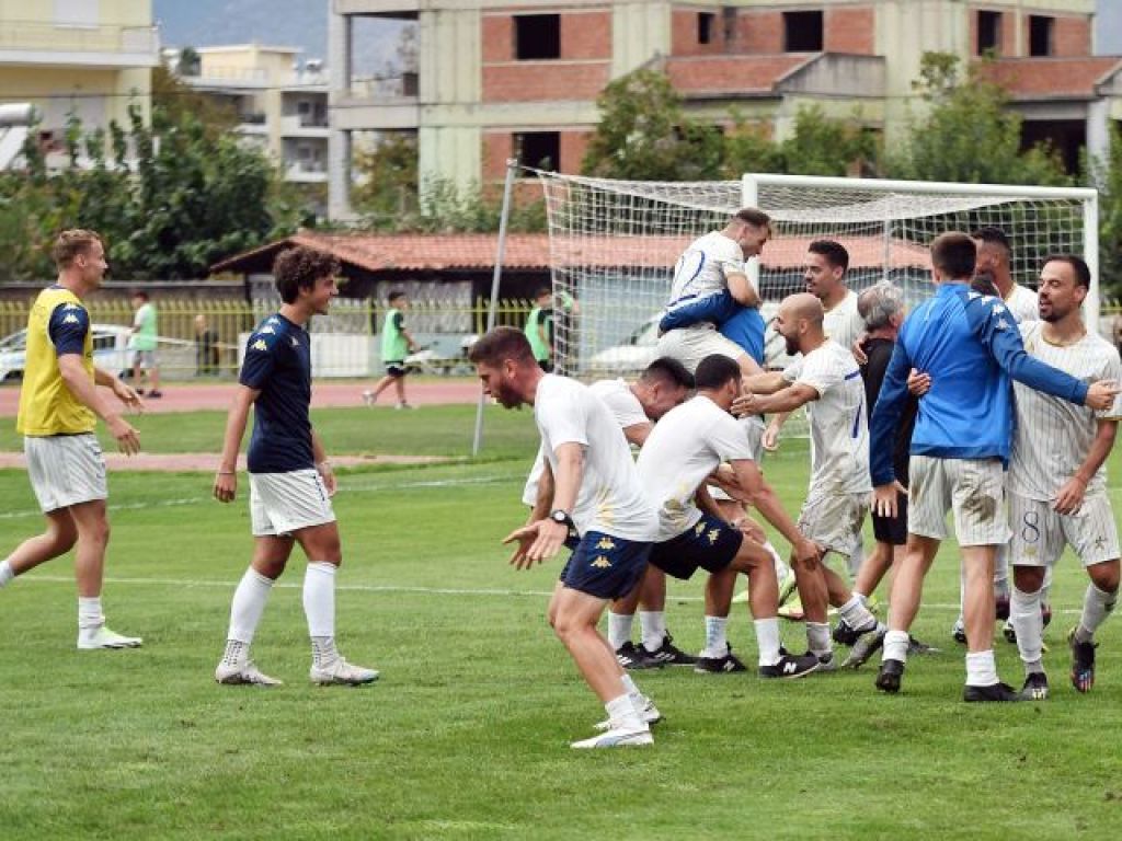 Στους «16» η Athens Kallithea