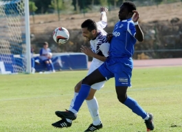 Προς την έξοδο Ντάρκο, Ντιαλό