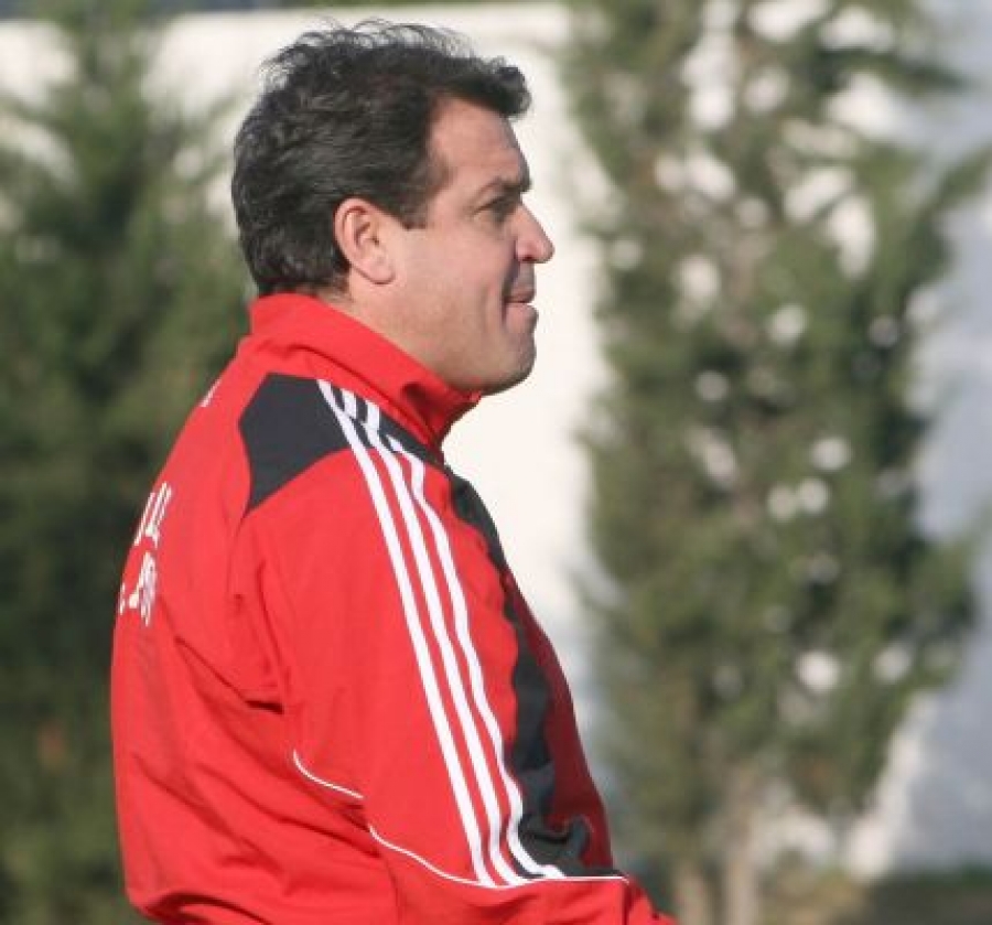 Μίχος: «Φεύγω σαν φίλος…»