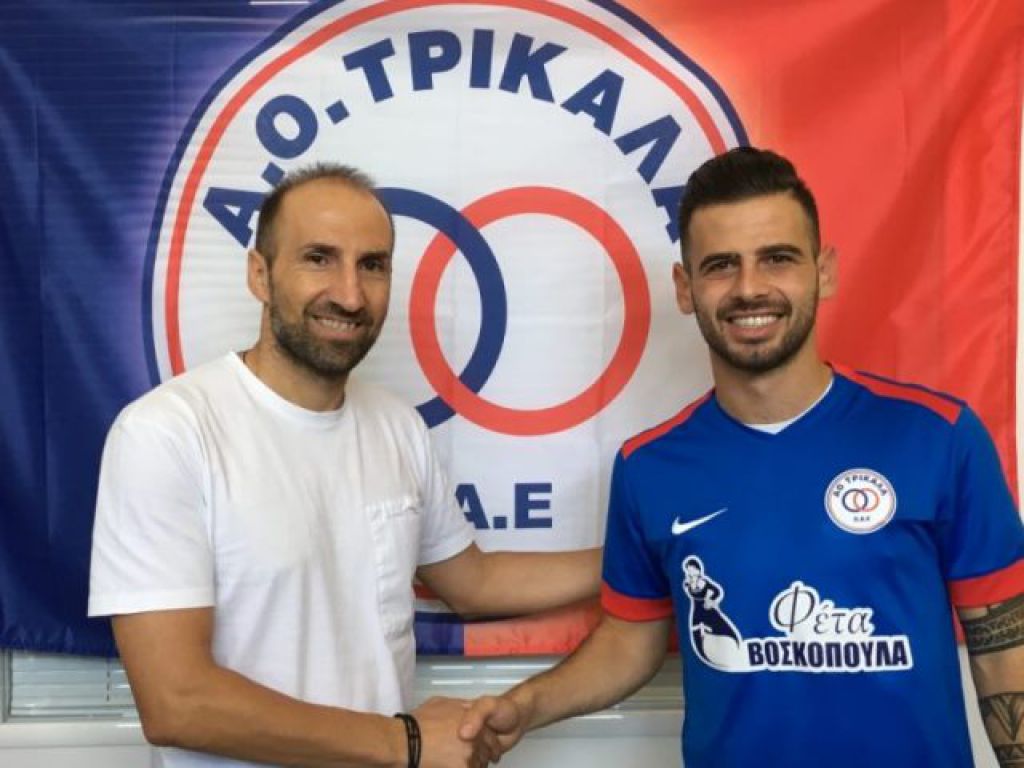 Υπογραφές με Συμελίδη
