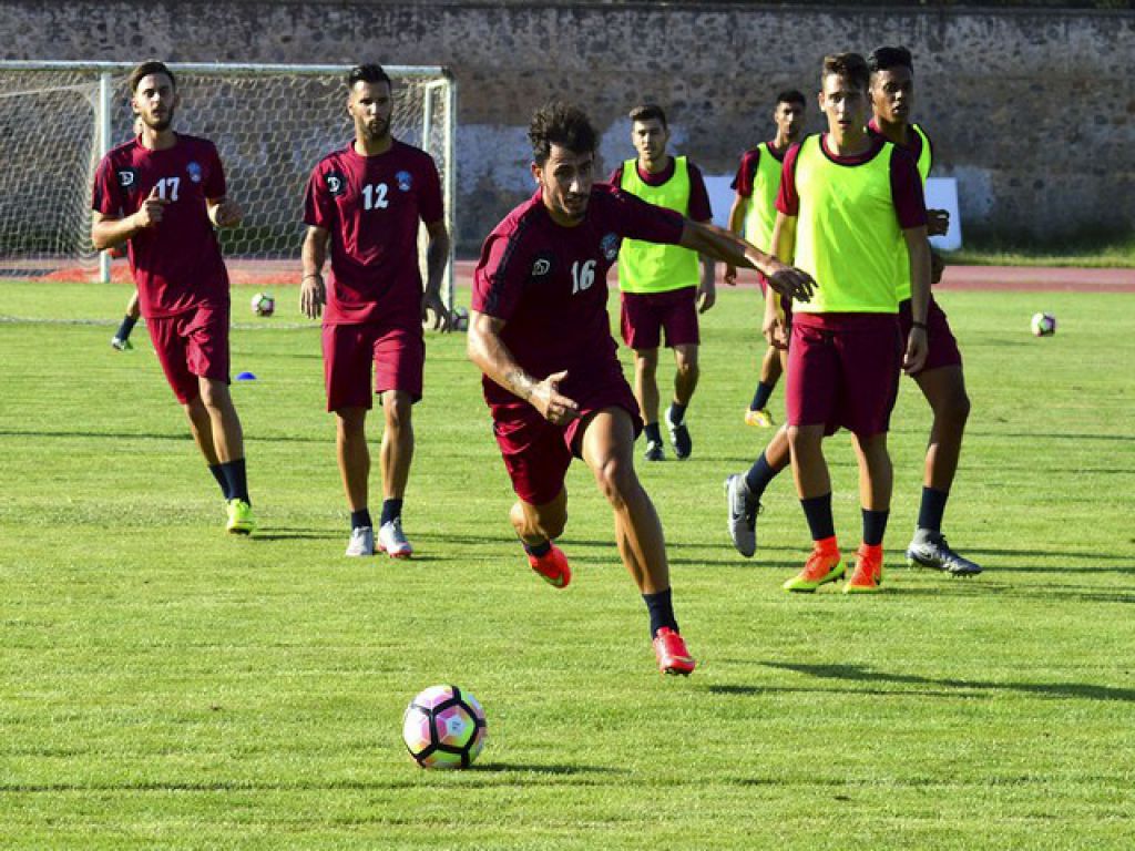 «Πρώτη» με όνειρα