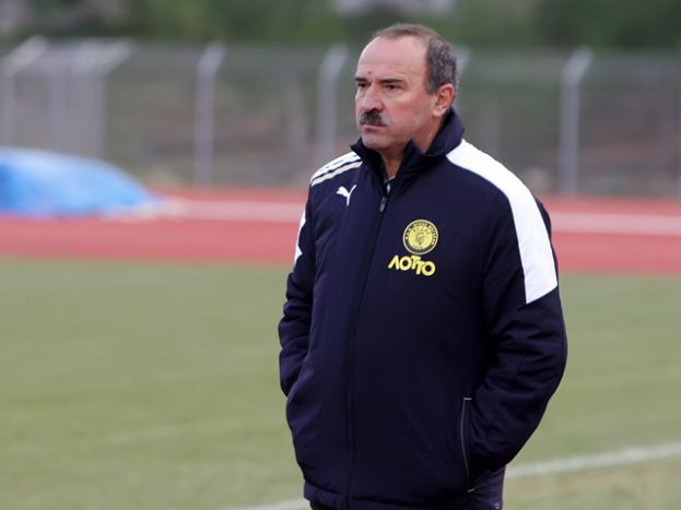 «Το μπουκάλι οι Απέναντι»