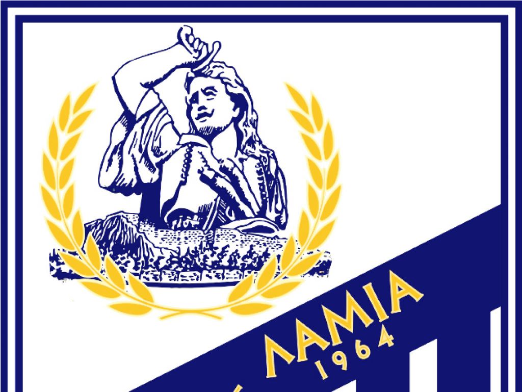 Δοκιμάζει νέους