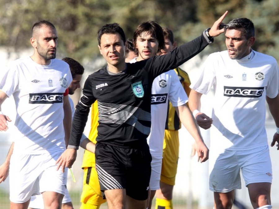 Θέλει νίκη παραμονής