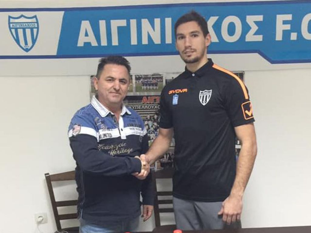 Πλακάλο, ο πρώτος