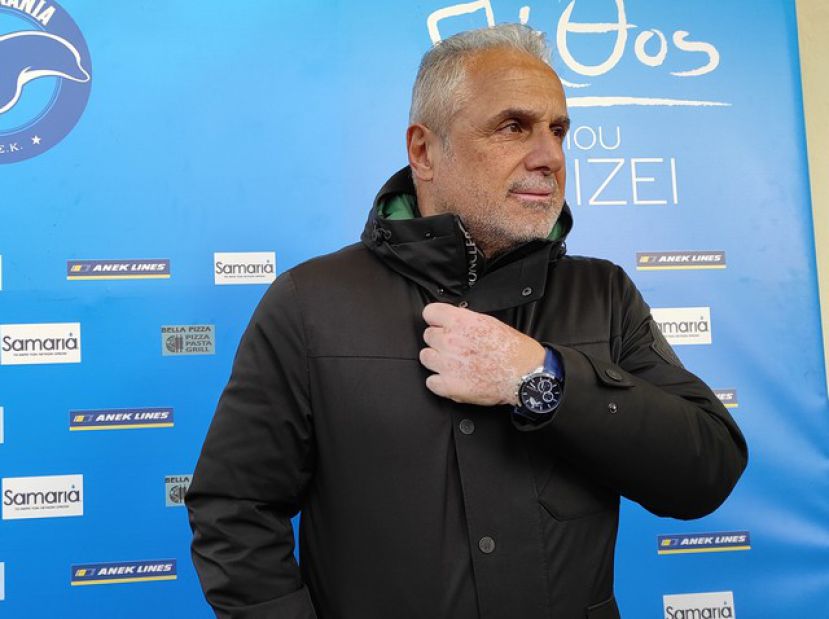 «Είναι κωμωδία και τρέλα»