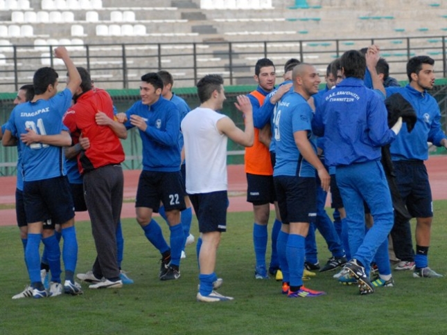 Παρελθόν Παντελίδης, Χαλιλάι για τα Γιαννιτσά