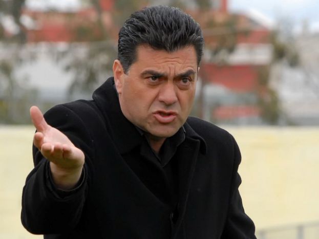 Συναντάει… άλλη ομάδα