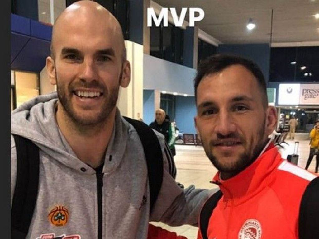 Ο Τσιάρας με τον Καλάθη!
