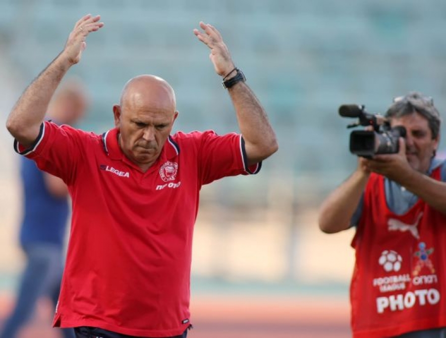Βαζάκας: «Πρόβλημα στο γκολ»