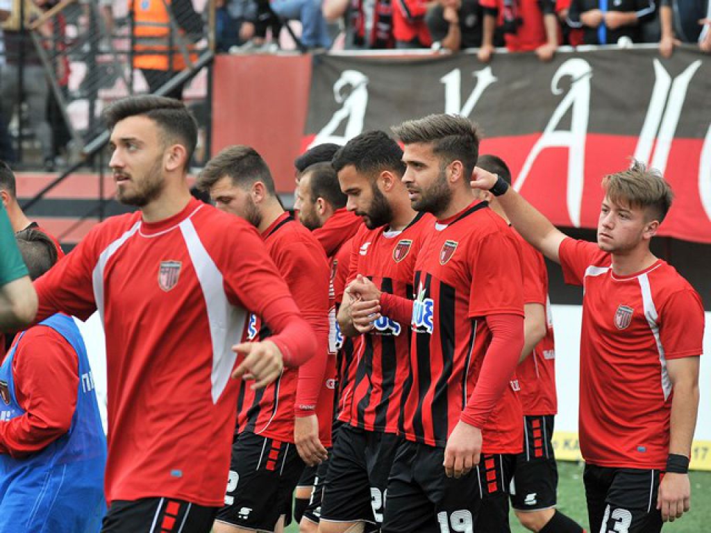 Στο χέρι της…