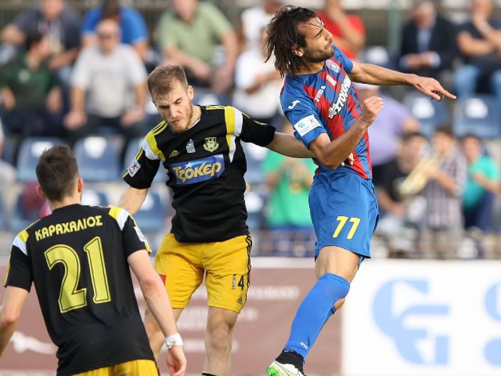 Καρέ… Super League