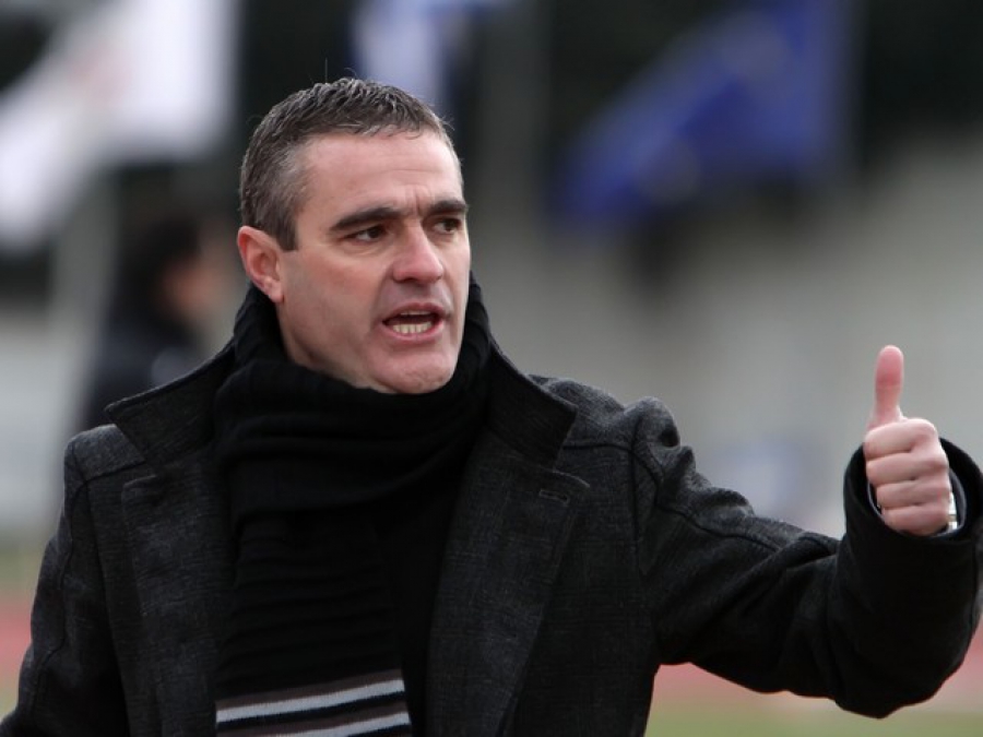 Αήττητος με Ηρακλή