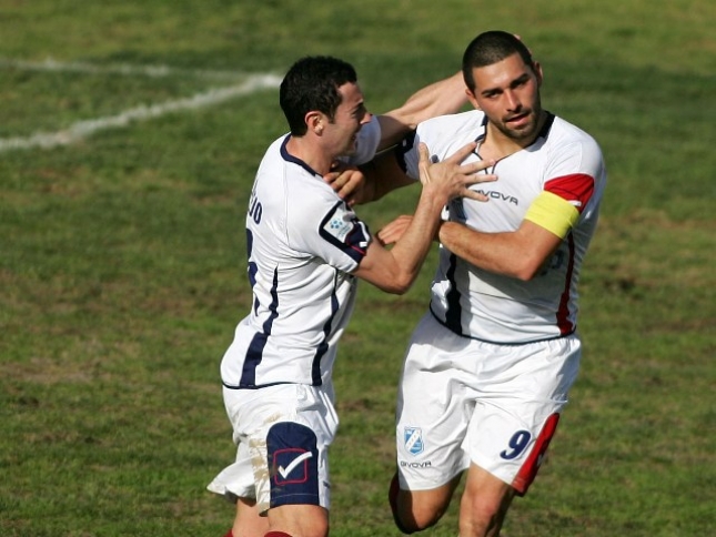 Αναλύει τον αντίπαλο