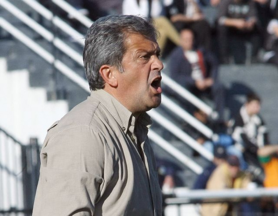 «Μη σταθούμε σε μία φάση»