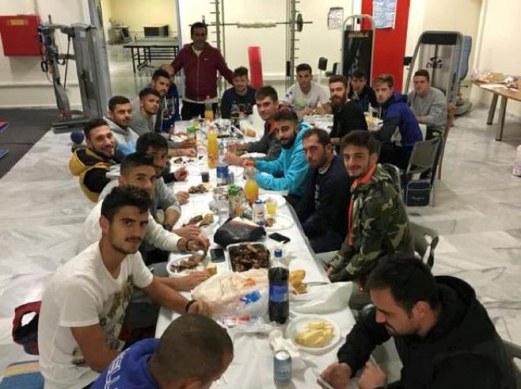 Μπάρμπεκιου στον Εργοτέλη