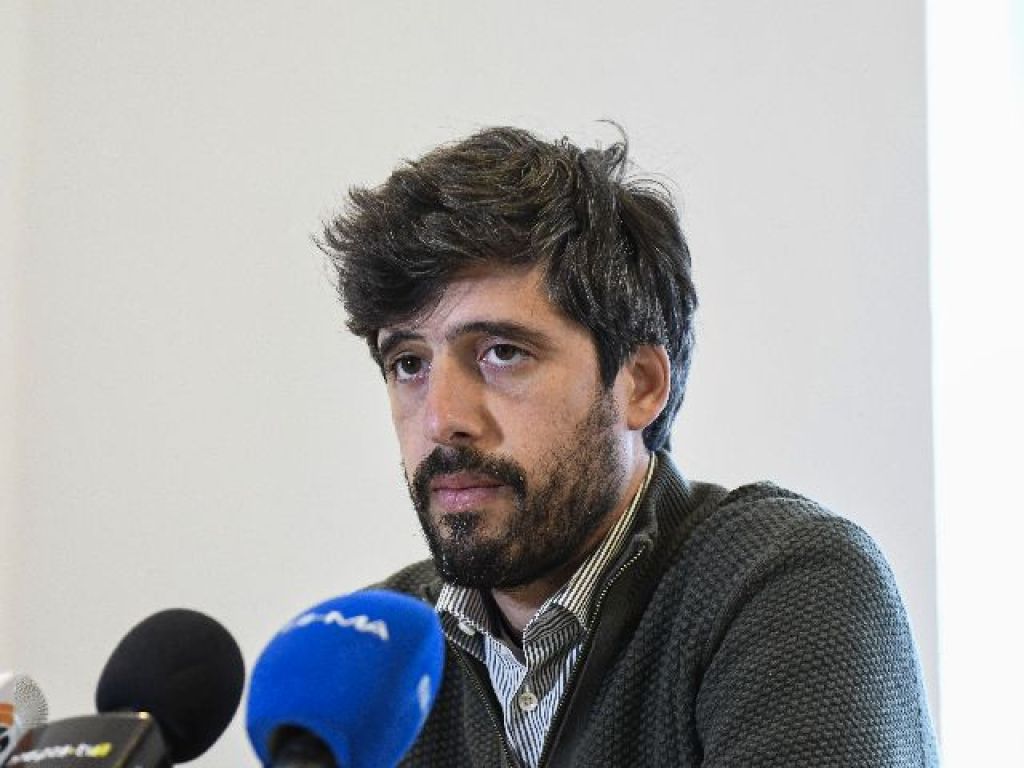 «Αναβολή λόγω έντασης»