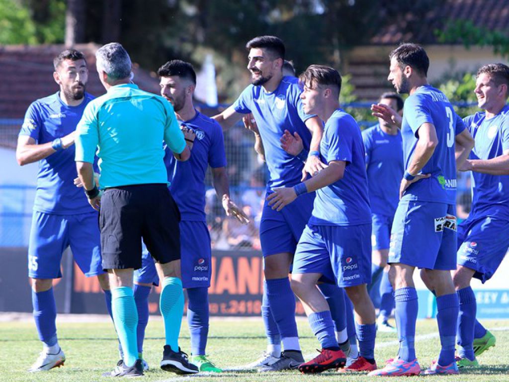 Μεγαλώνει η λίστα…