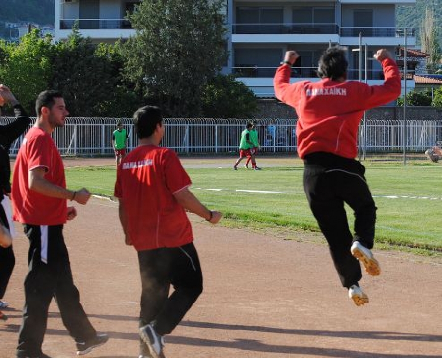 Τρεις μέσα, τρεις έξω στην Παναχαϊκή