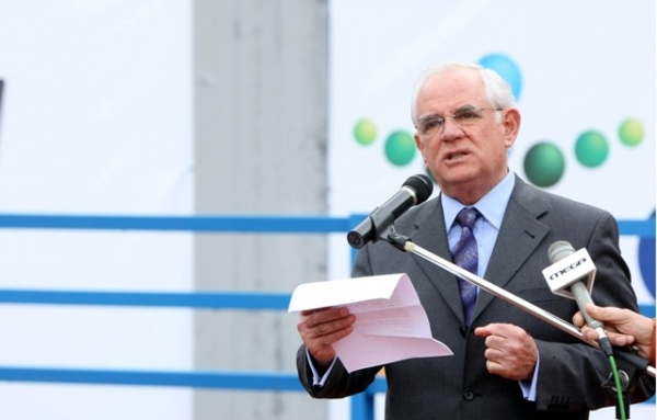 «Καταστρεφόμαστε…»