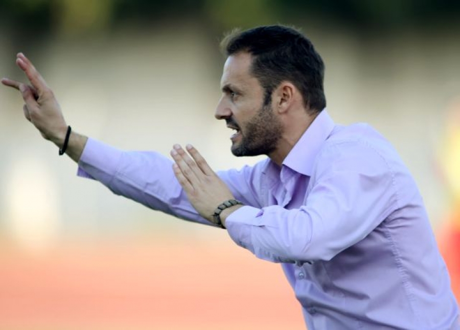 «Να… ξεκολλήσουμε»
