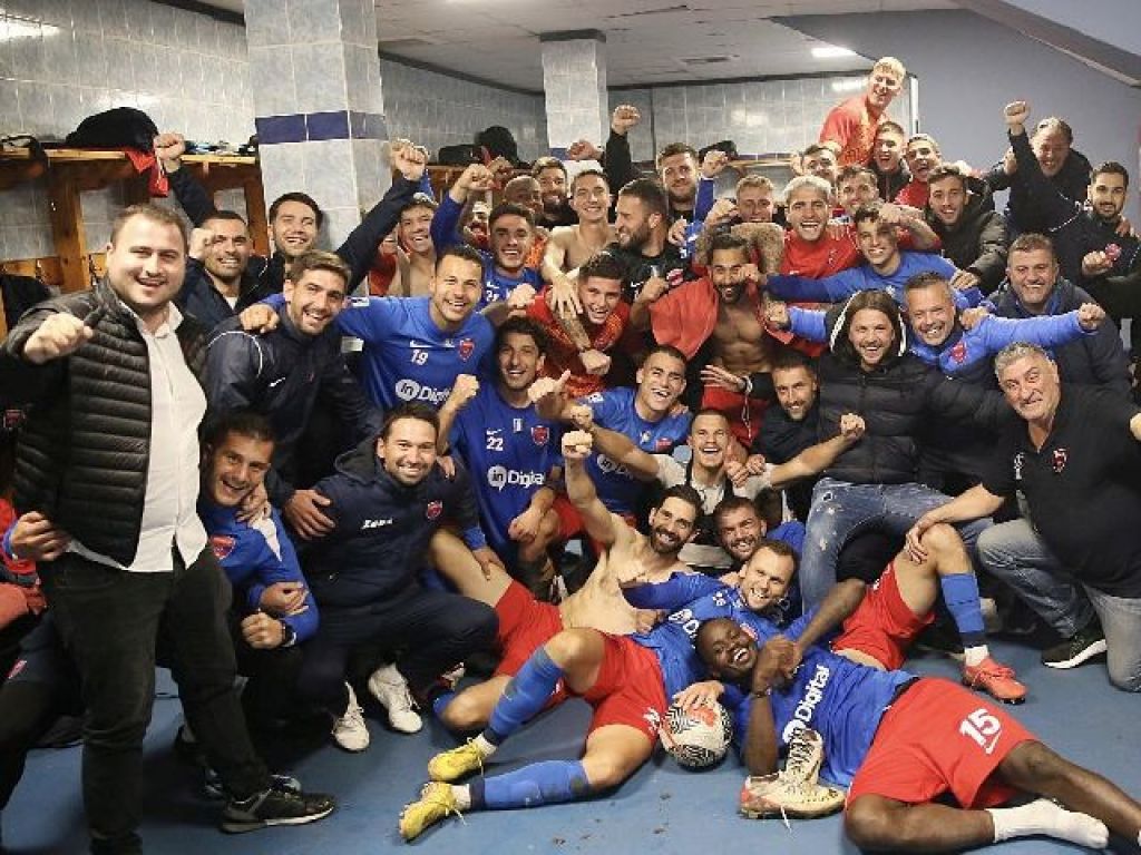 «Και μαθηματικά στα πλέι οφ»