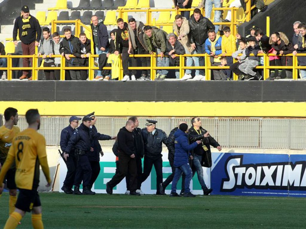 Απολογία Άρη για συνθήματα