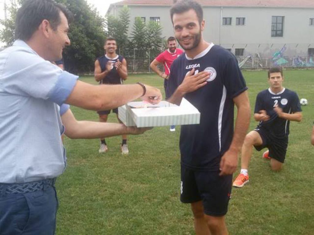 Τούρτα σε Γροντή