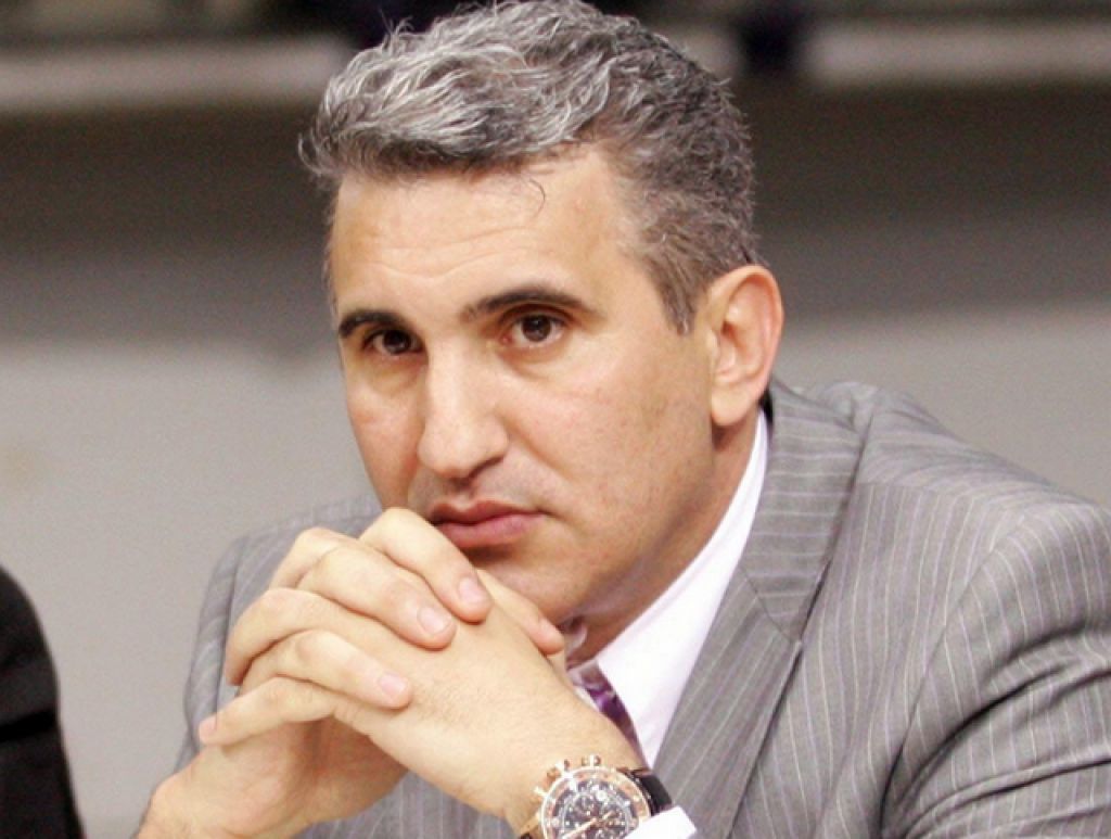 «Μεταγραφές από το πάνω ράφι»