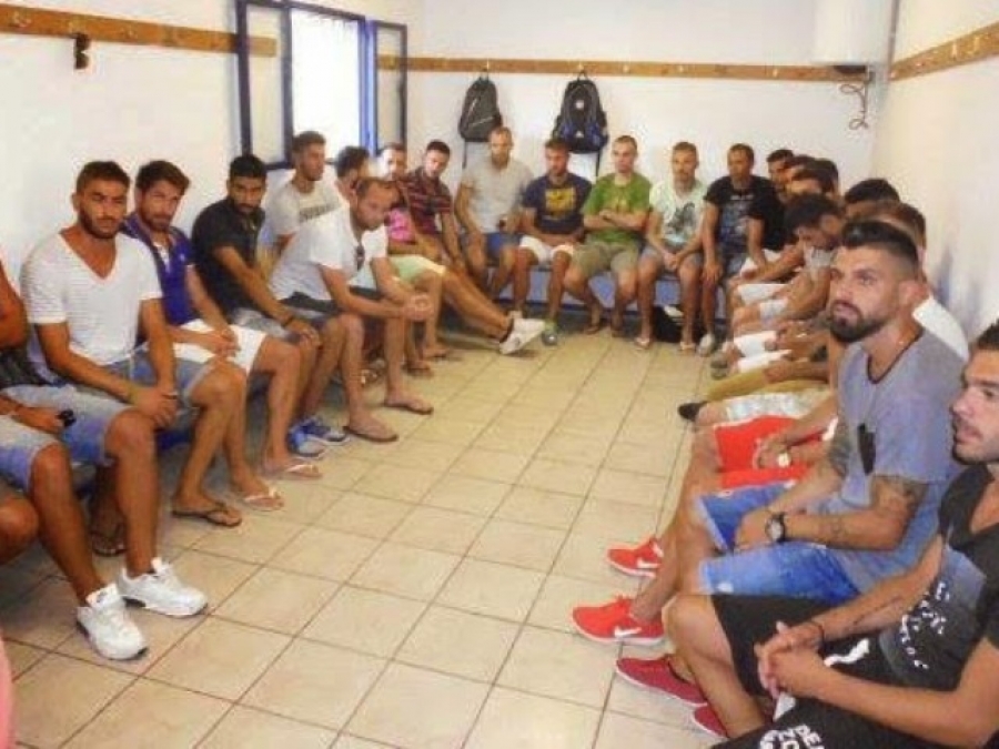 Συνεχίζουν ακάθεκτοι