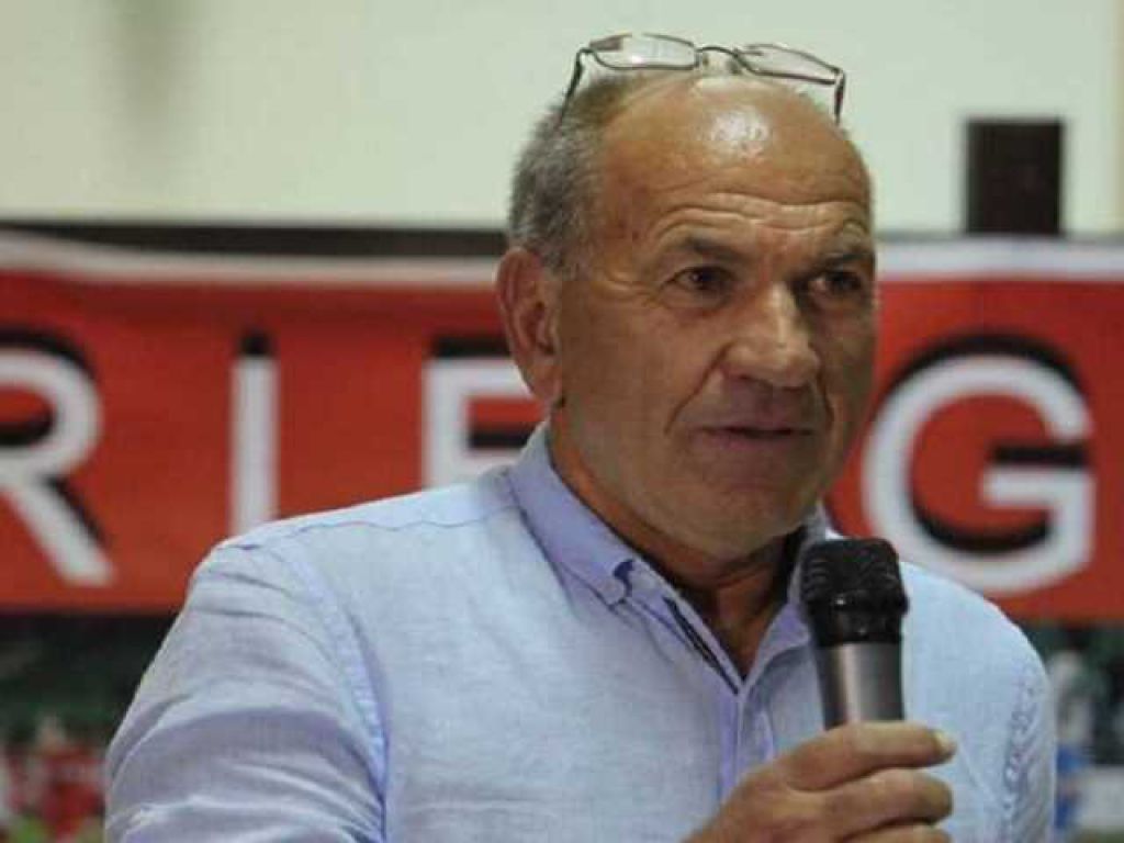 «Βέλη» σε Πόποβιτς (pic)