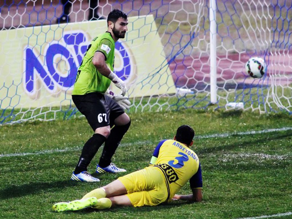 Επιστροφή Ξενοδόχοφ