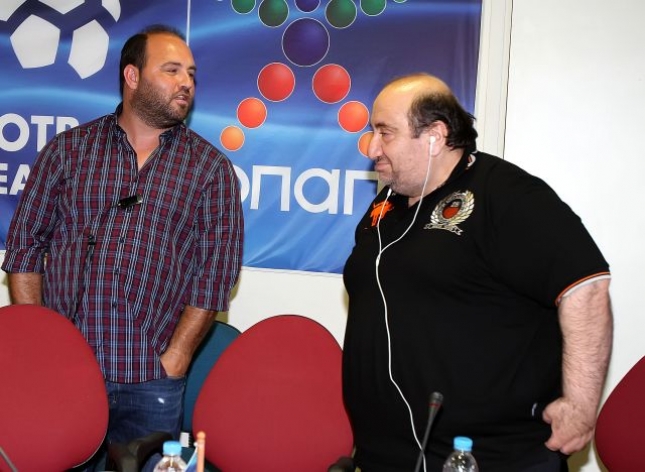 Επαφή ανάμεσα στους δικηγόρους