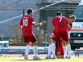 Σφαλιάρα Αιγινιακού στην Κέρκυρα!