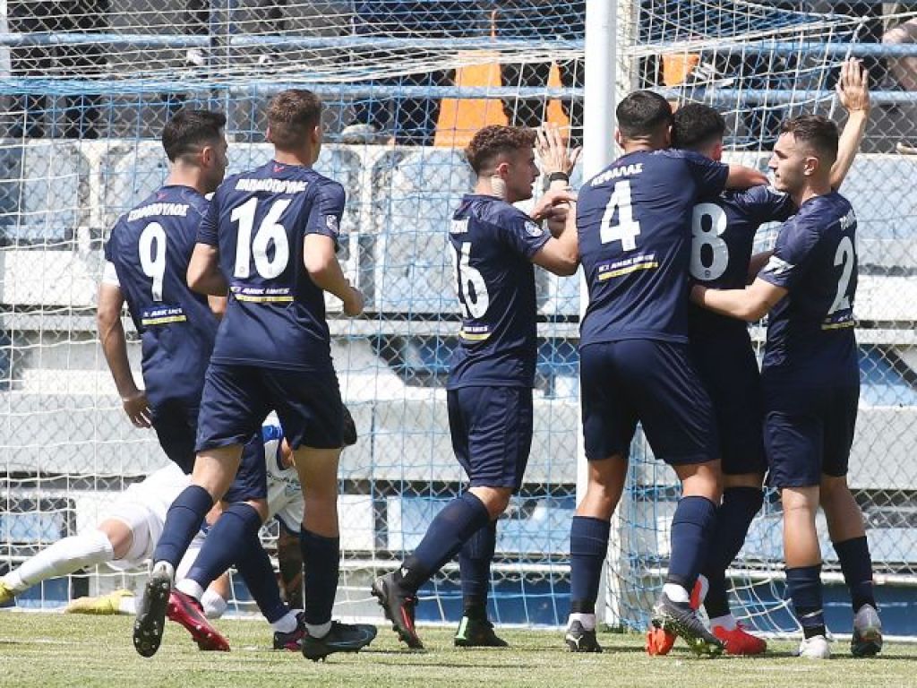 Με 18άδα στο Ελ Πάσο