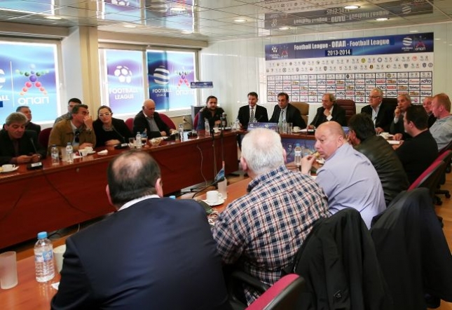 Χωρίς βαθμό Αιγινιακός – Φωστήρας
